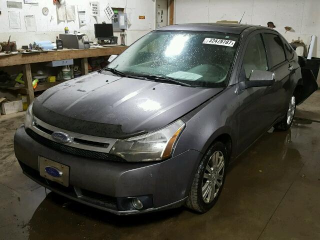 1FAHP3HN5AW216141 - 2010 FORD FOCUS SEL GRAY photo 2