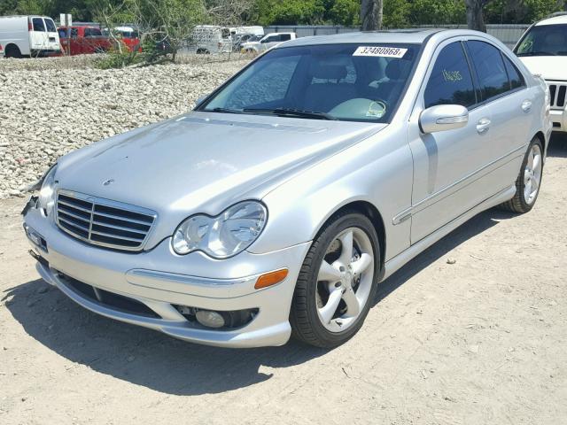 WDBRF52H36F784975 - 2006 MERCEDES-BENZ C GENERATI SILVER photo 2