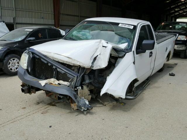 1FTRF14W07KC85260 - 2007 FORD F150 WHITE photo 2