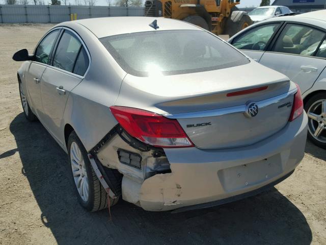 W04GN5EC2B1081736 - 2011 BUICK REGAL CXL SILVER photo 3