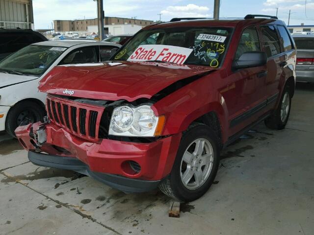 1J4GS48K25C720745 - 2005 JEEP GRAND CHER RED photo 2