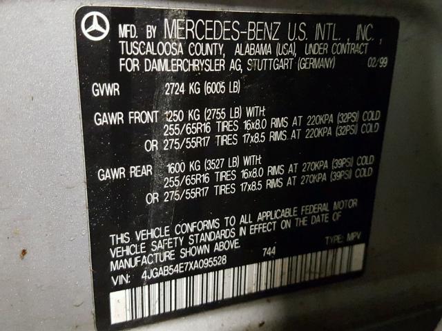 4JGAB54E7XA095528 - 1999 MERCEDES-BENZ ML 320 SILVER photo 10