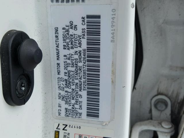 5Y2SL65857Z426466 - 2007 PONTIAC VIBE WHITE photo 10