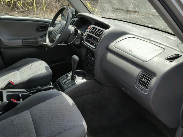 2CNBJ134346911412 - 2004 CHEVROLET TRACKER GRAY photo 5