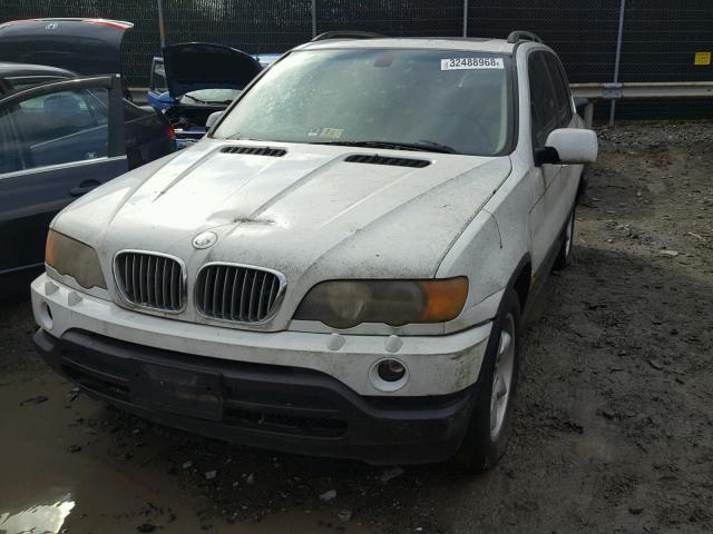 WBAFB33511LH15253 - 2001 BMW X5 4.4I WHITE photo 2