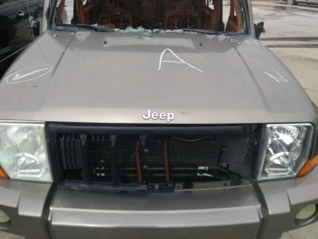 1J8HH48K26C265284 - 2006 JEEP COMMANDER GRAY photo 7