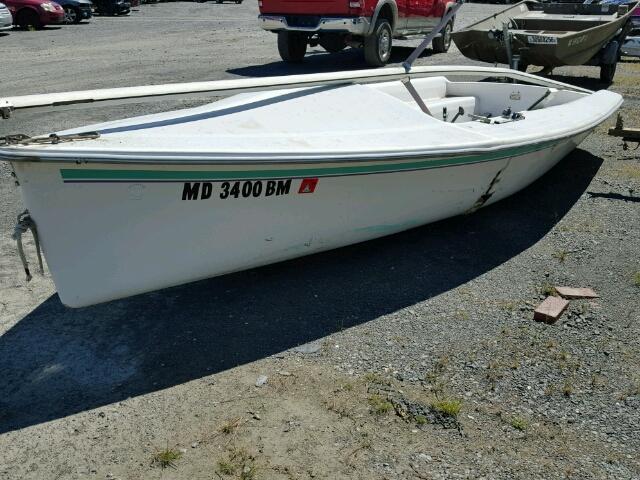 CPSM07121102 - 2002 CCHM BOAT WHITE photo 2