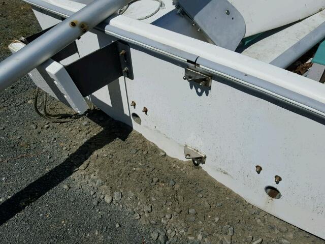 CPSM07121102 - 2002 CCHM BOAT WHITE photo 8