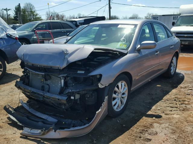 KMHFC46F87A157862 - 2007 HYUNDAI AZERA SE GRAY photo 2