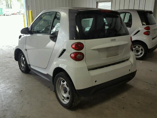 WMEEJ3BA2EK781241 - 2014 SMART FORTWO PUR TWO TONE photo 3