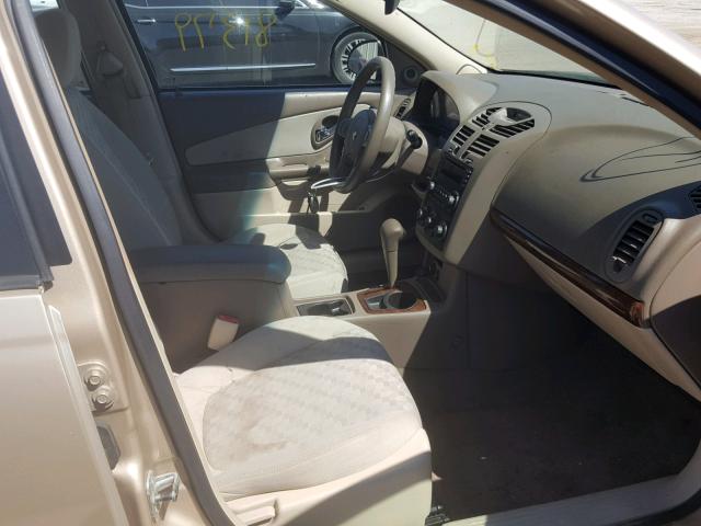 1G1ZT528X5F295104 - 2005 CHEVROLET MALIBU LS 金色 照片 5