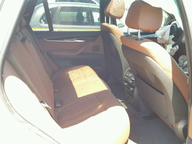 5UXKT0C54J0V98133 - 2018 BMW X5 XDR40E თეთრი ფოტო 6