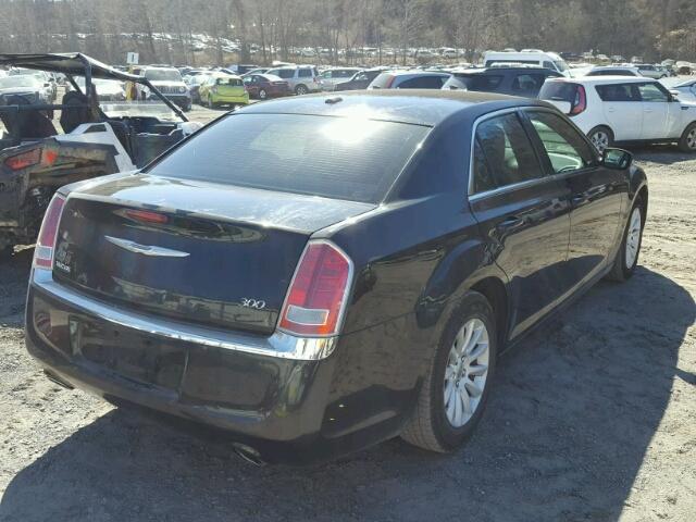 2C3CCAAG6DH644405 - 2013 CHRYSLER 300 BLACK photo 4