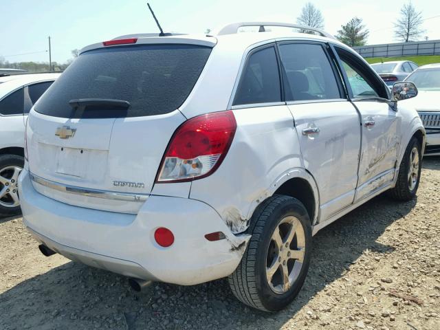 3GNAL3E57CS636226 - 2012 CHEVROLET CAPTIVA SP WHITE photo 4