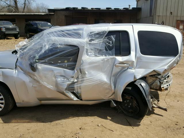 3GNCA13B19S545201 - 2009 CHEVROLET HHR LS SILVER photo 9