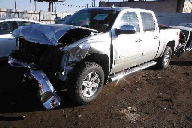 3GTP2VE30BG283166 - 2011 GMC SIERRA K15 SILVER photo 3