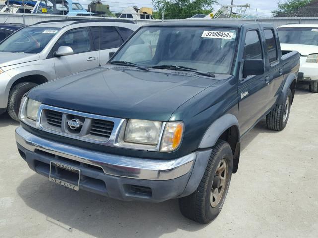 1N6ED27T5YC367232 - 2000 NISSAN FRONTIER C GREEN photo 2