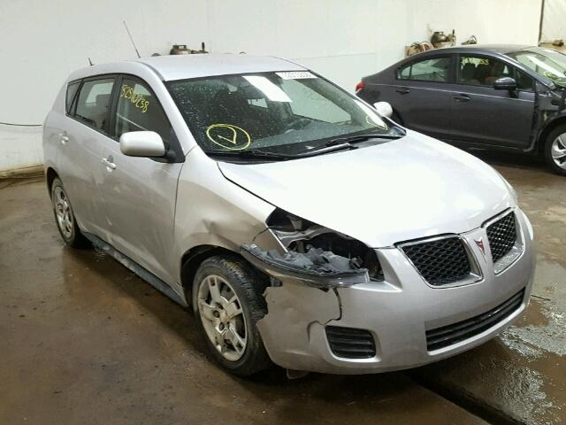 5Y2SP6E05AZ414761 - 2010 PONTIAC VIBE SILVER photo 1