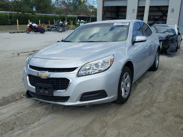 1G11C5SA8GU135821 - 2016 CHEVROLET MALIBU LIM 银色 照片 2