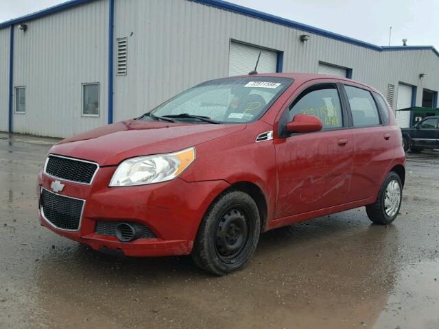 KL1TD6DE0AB101613 - 2010 CHEVROLET AVEO LS RED photo 2