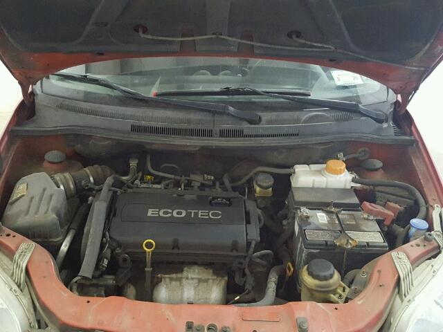 KL1TD6DE0AB101613 - 2010 CHEVROLET AVEO LS RED photo 7