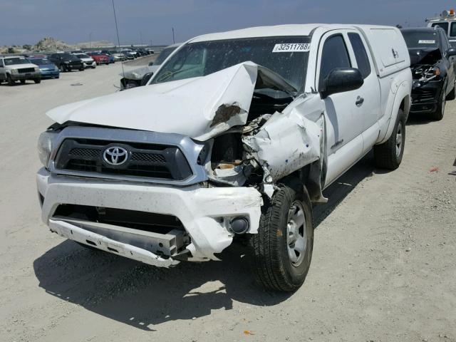 5TFTX4GN4DX025367 - 2013 TOYOTA TACOMA PRE WHITE photo 2