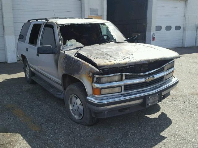 1GNEK13KXSJ462976 - 1995 CHEVROLET TAHOE K150 SILVER photo 1