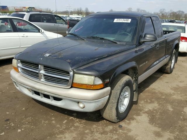 1B7GL22X4YS587430 - 2000 DODGE DAKOTA BLACK photo 2