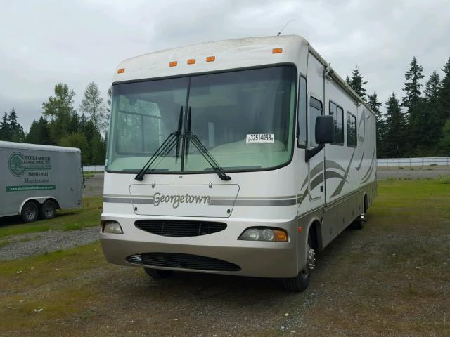 1FCNF53S120A03300 - 2002 GEOR MOTORHOME BEIGE photo 2