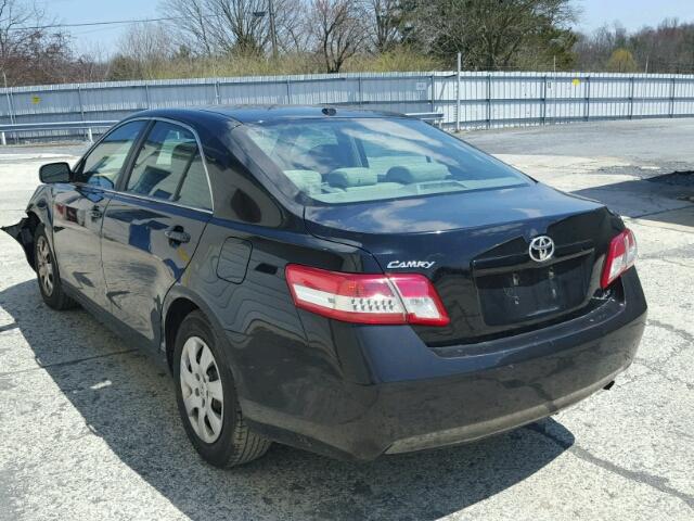 4T1BF3EK0BU131844 - 2011 TOYOTA CAMRY BASE BLACK photo 3