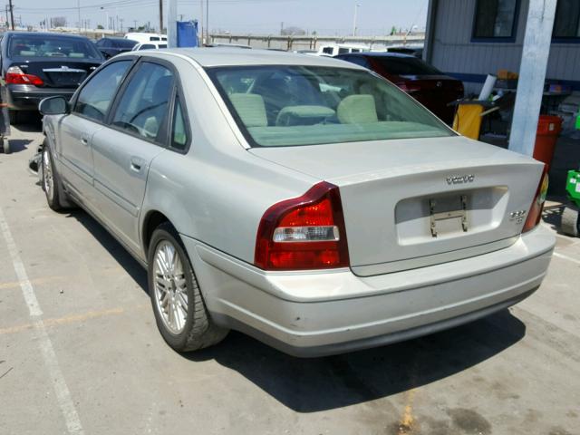 YV1TS92D121270566 - 2002 VOLVO S80 GOLD photo 3