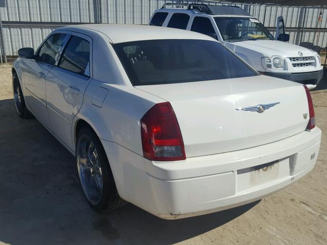 2C3KA43R96H459169 - 2006 CHRYSLER 300 WHITE photo 3