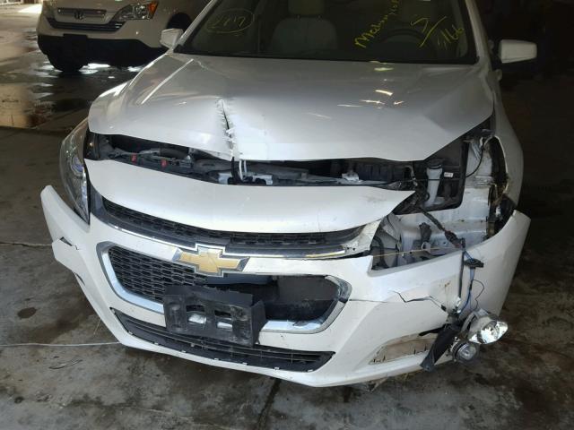 1G11C5SL2FF123166 - 2015 CHEVROLET MALIBU 1LT 白色 照片 9