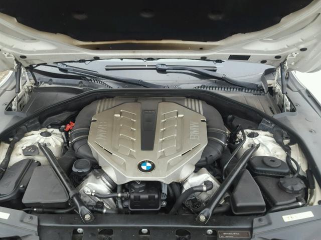 WBAKA83509CY34337 - 2009 BMW 750 I WHITE photo 7