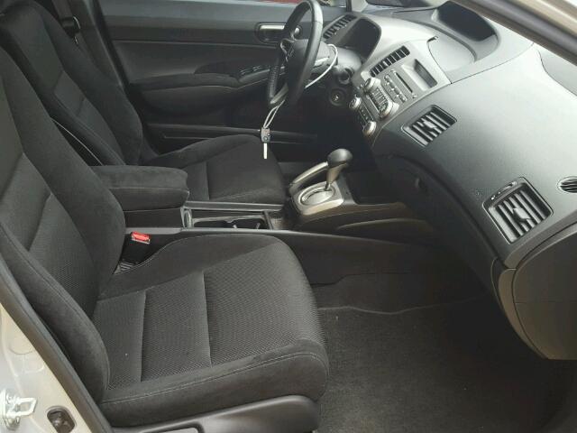 2HGFA16679H527648 - 2009 HONDA CIVIC LX-S Gümüş foto 5