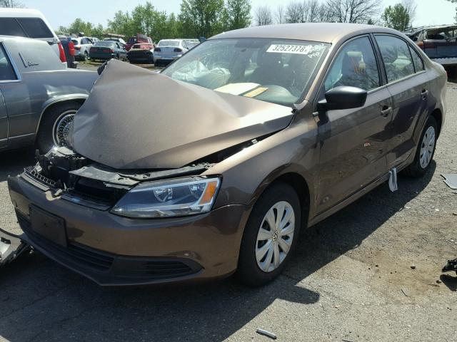 3VW2K7AJ9EM295653 - 2014 VOLKSWAGEN JETTA BASE Շագանակագույն լուսանկար 2