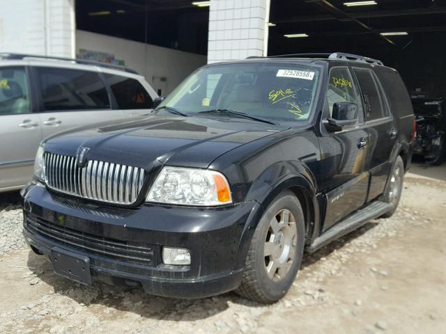 5LMFU27546LJ19133 - 2006 LINCOLN NAVIGATOR 黑色 照片 2