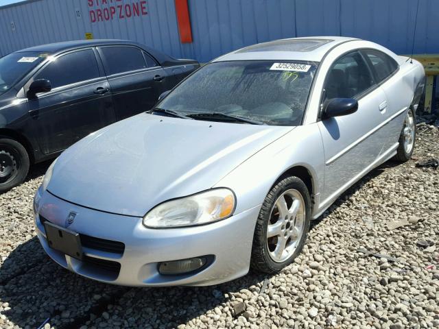 4B3AG52H52E109334 - 2002 DODGE STRATUS R/ SILVER photo 2