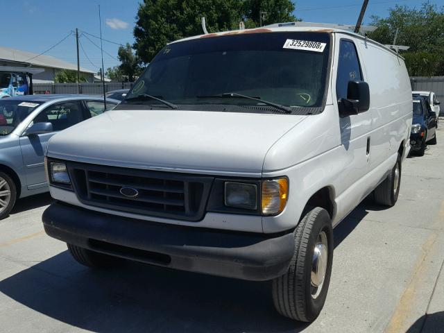 1FTNS24W03HA38182 - 2003 FORD ECONOLINE WHITE photo 2