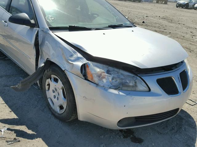 1G2ZG528954178349 - 2005 PONTIAC G6 SILVER photo 9