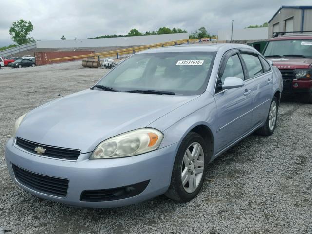 2G1WU581069102205 - 2006 CHEVROLET IMPALA LTZ BLUE photo 2