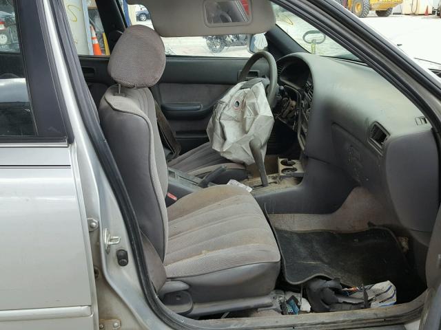 4T1SK11E1PU249909 - 1993 TOYOTA CAMRY DX SILVER photo 5