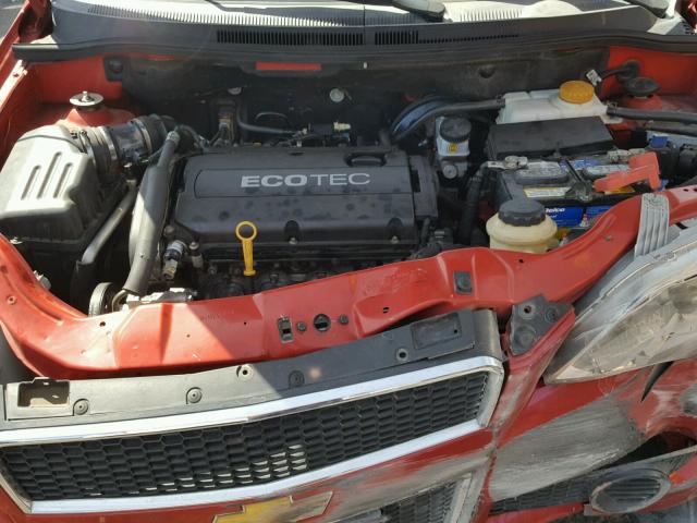 KL1TD6DE6BB119793 - 2011 CHEVROLET AVEO LS RED photo 7