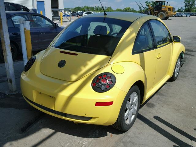 3VWRG31C17M521004 - 2007 VOLKSWAGEN NEW BEETLE 黄色 照片 4
