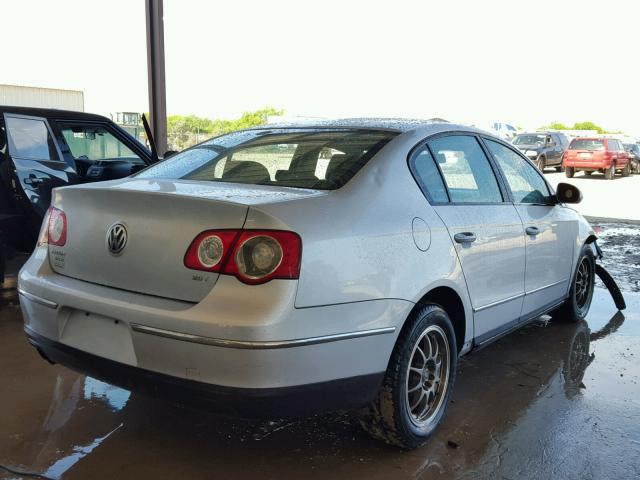 WVWJK73C87P072546 - 2007 VOLKSWAGEN PASSAT SILVER photo 4