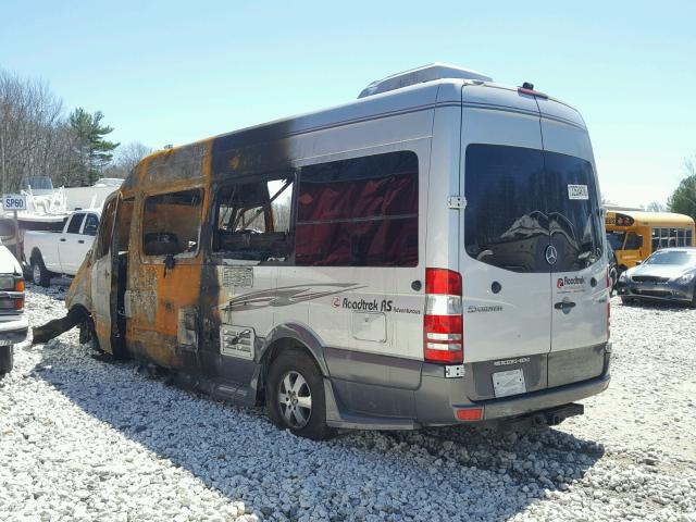 WDYPE845875221660 - 2007 FREIGHTLINER SPRINTER 2 SILVER photo 3