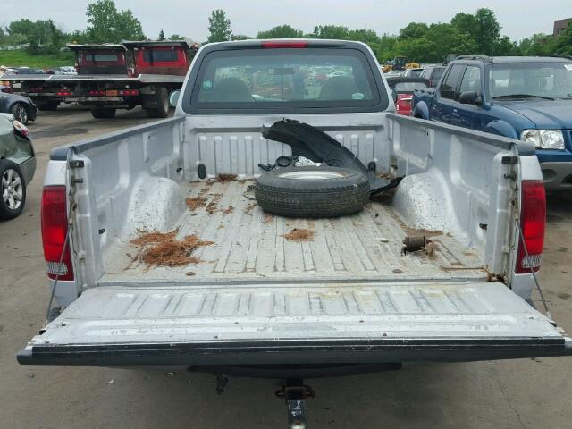 1FTZF1720XNC26846 - 1999 FORD F150 SILVER photo 6
