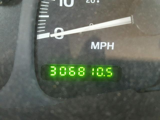 5LMPU28L1XLJ05435 - 1999 LINCOLN NAVIGATOR BLACK photo 8