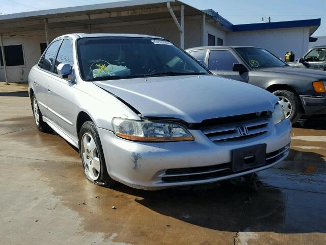 1HGCG16552A045337 - 2002 HONDA ACCORD EX SILVER photo 1