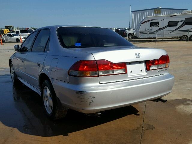 1HGCG16552A045337 - 2002 HONDA ACCORD EX SILVER photo 3